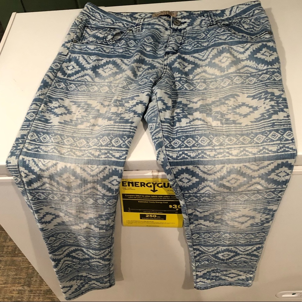 Juniors breaker jeans size 15👖